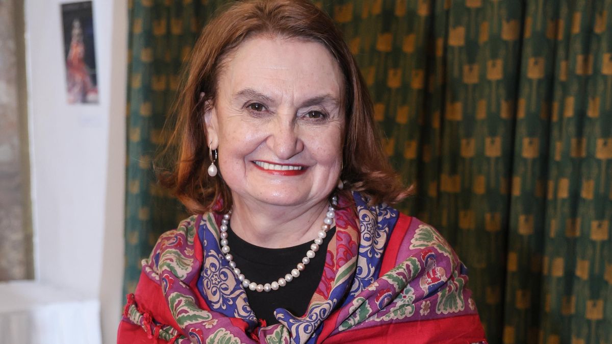 Evě Holubové je už 65: Narozeniny oslavila s předstihem premiérou „nových Pelíšků“